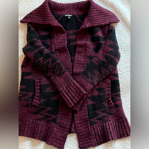 Sweater - Picture 5 of 6